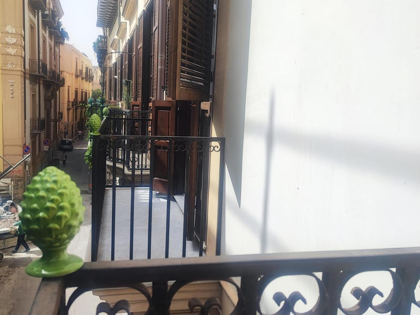 La Residenza Dell' Alloro Palermo Exterior foto